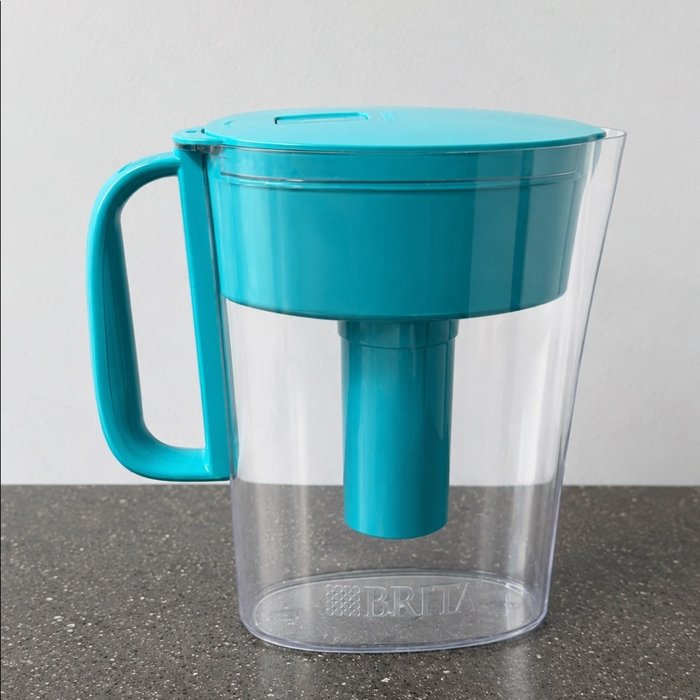 Brita Water Filter Pitcher – 10 Cup Capacity – Teal